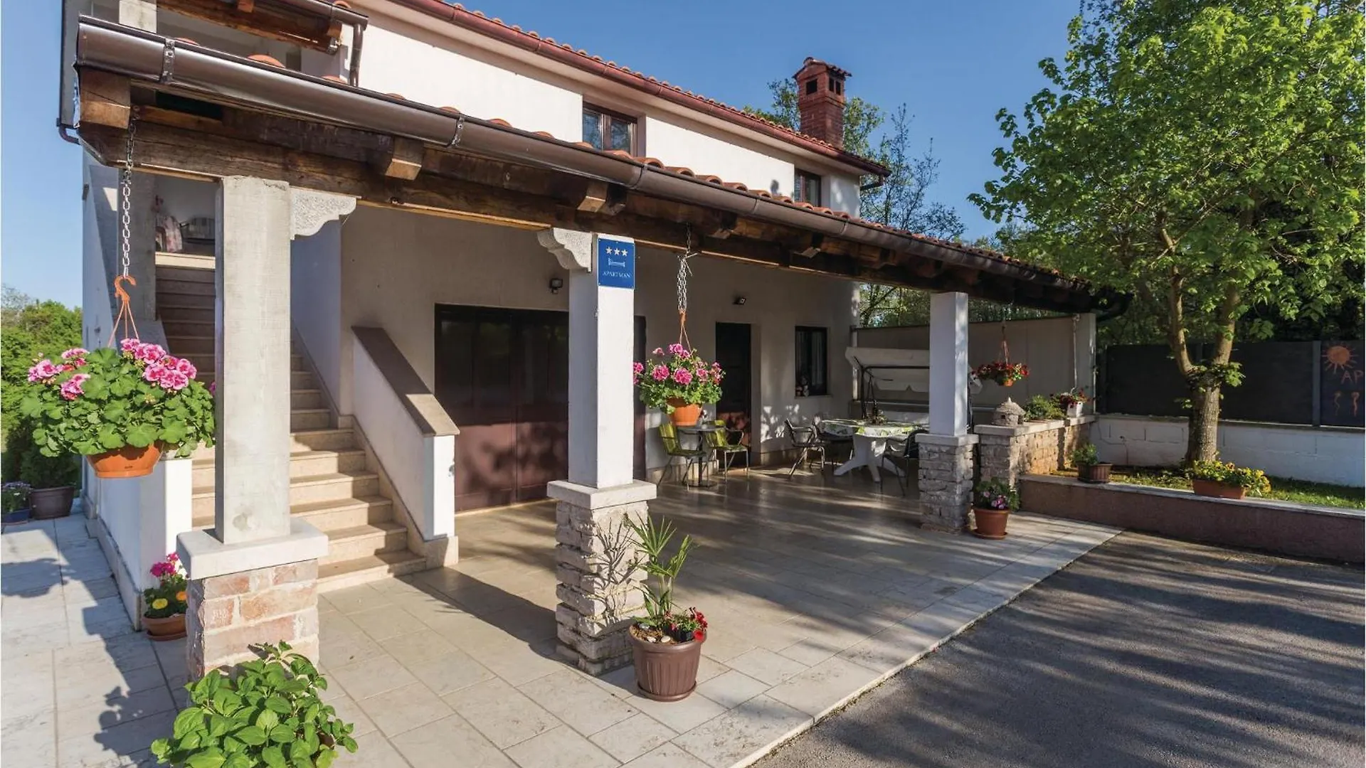Amazing Apartment In Pazin With Wifi Katun Lindarski