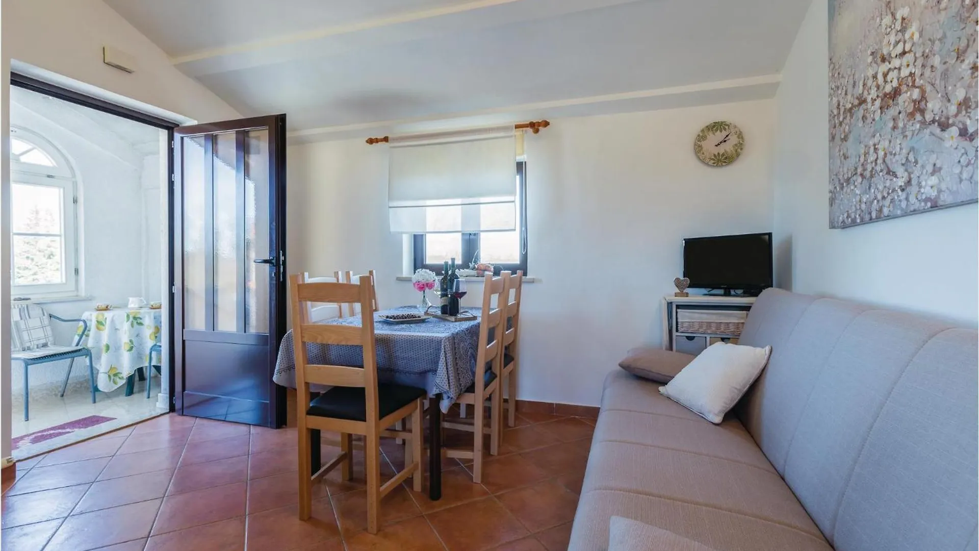 Amazing Apartment In Pazin With Wifi Katun Lindarski 0*,